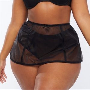 SAVAGE X FENTY Black Mesh Skirt